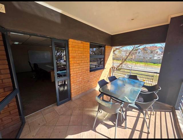 BUSINESS PROPERTY TO RENT IN TYGER VALLEY
